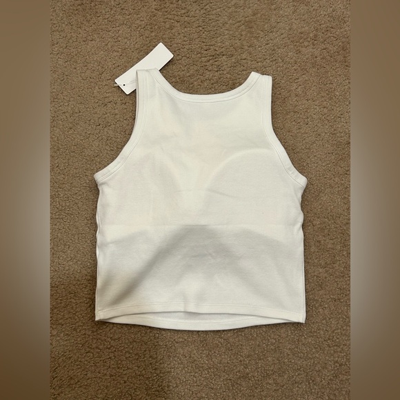 Uniqlo Cropped Bra Top - Picture 2 of 2